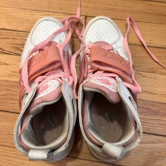 Nike Air Huarache High Top Pink and White Sneakers 7 - Picture 9 of 11